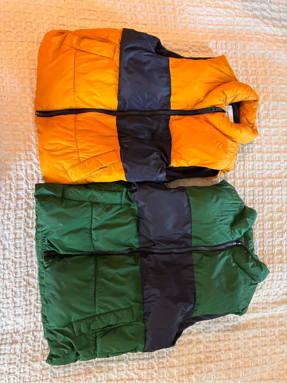 Bundle Old Navy Green and Yellow Puffer Vests in size XS and S